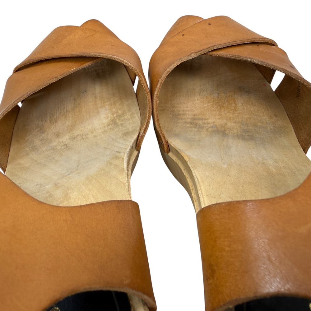 Shoes - Picture 10 of 11